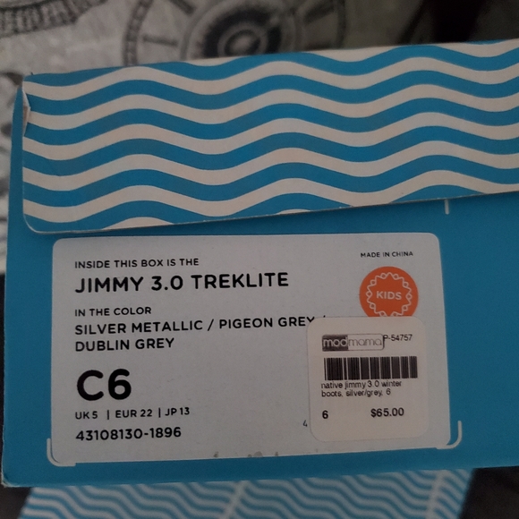 Nib native treklite snow boots childrens 6 - Picture 4 of 8